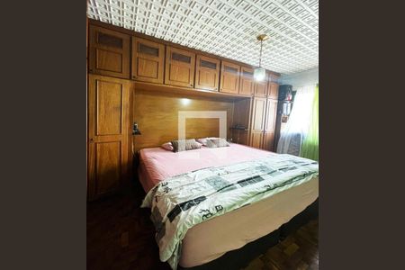 Quarto de casa à venda com 5 quartos, 219m² em Vila Homero Thon, Santo André