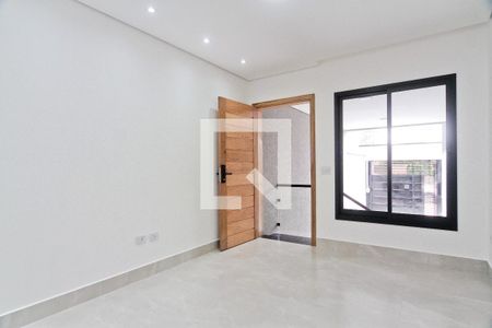 Casa à venda com 3 quartos, 126m² em Parque Maria Domitila, São Paulo