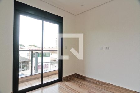 Casa à venda com 3 quartos, 126m² em Parque Maria Domitila, São Paulo