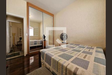 Quarto de casa à venda com 3 quartos, 140m² em Santa Branca, Belo Horizonte