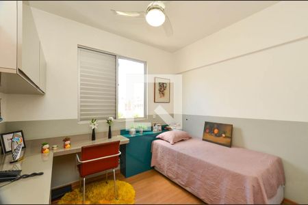 Quarto 1 de apartamento à venda com 3 quartos, 90m² em Santo Antônio, Belo Horizonte