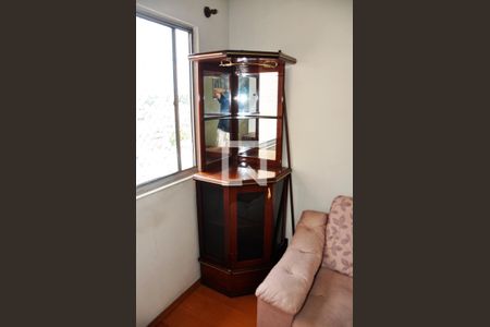 Detalhe - Sala e Sala de Jantar de apartamento para alugar com 2 quartos, 93m² em Vila Iorio, São Paulo