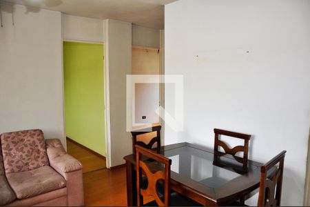 Detalhe - Sala e Sala de Jantar de apartamento para alugar com 2 quartos, 93m² em Vila Iorio, São Paulo