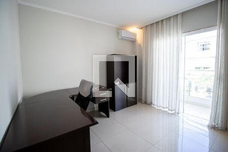 Quarto 1 de casa para alugar com 3 quartos, 182m² em Vista Alegre, Rio de Janeiro