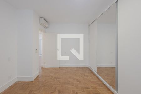 Quarto 1 de apartamento para alugar com 2 quartos, 120m² em Cerqueira César, São Paulo