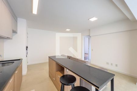 Sala e cozinha de apartamento para alugar com 2 quartos, 61m² em Ipiranga, São Paulo