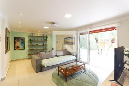 Casa de Condomínio à venda com 3 quartos, 350m² em Jardim Leonor Mendes de Barros, São Paulo