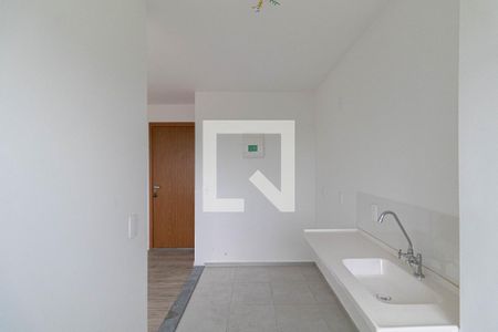 Sala/Cozinha/Área de Serviço  de apartamento para alugar com 2 quartos, 44m² em Colônia (zona Leste), São Paulo