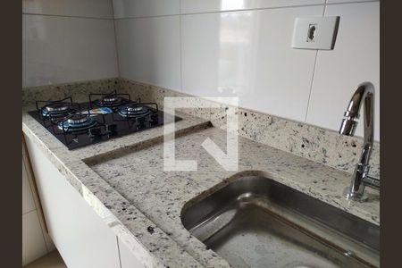 Cozinha de kitnet/studio para alugar com 1 quarto, 30m² em Vila Alpina, São Paulo