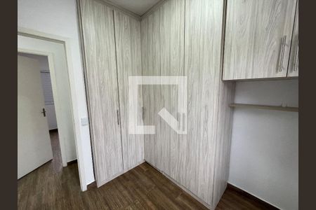 Quarto 1 de casa de condomínio para alugar com 2 quartos, 52m² em Centreville, Cotia