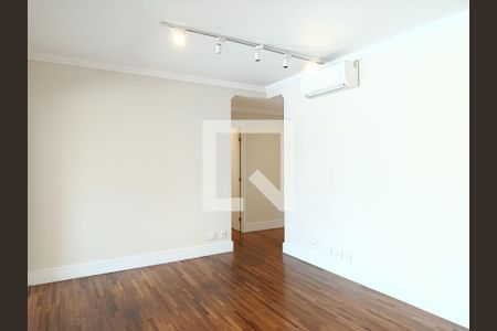 Sala de apartamento à venda com 3 quartos, 121m² em Pinheiros, São Paulo