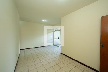 SALA de apartamento para alugar com 3 quartos, 82m² em Padre Eustáquio, Belo Horizonte