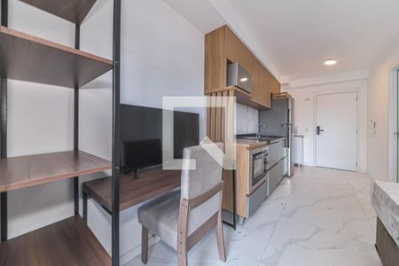 Quarto de kitnet/studio para alugar com 1 quarto, 28m² em Santo Amaro, São Paulo