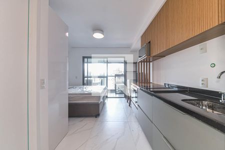 Cozinha de kitnet/studio para alugar com 1 quarto, 28m² em Santo Amaro, São Paulo