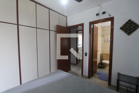 Suíte de apartamento para alugar com 2 quartos, 64m² em Mar E Céu, Guarujá