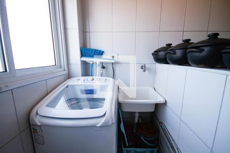 Área de Serviço de apartamento para alugar com 2 quartos, 69m² em Nova Mirim, Praia Grande