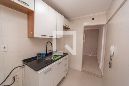 Cozinha de apartamento para alugar com 2 quartos, 57m² em Cangaiba, São Paulo
