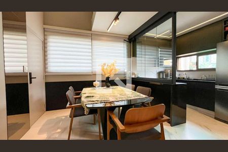 Apartamento à venda com 2 quartos, 130m² em Santo Antônio, Belo Horizonte