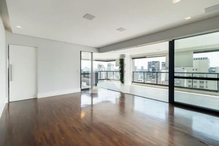 Apartamento à venda com 3 quartos, 184m² em Moema, São Paulo