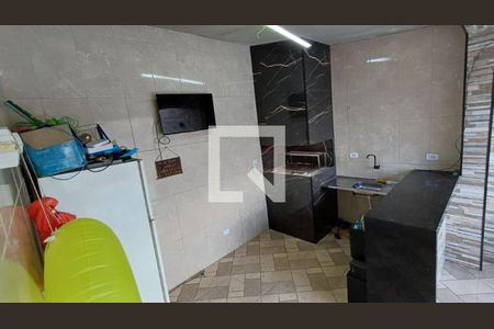 Casa à venda com 2 quartos, 180m² em Vila Luzita, Santo André