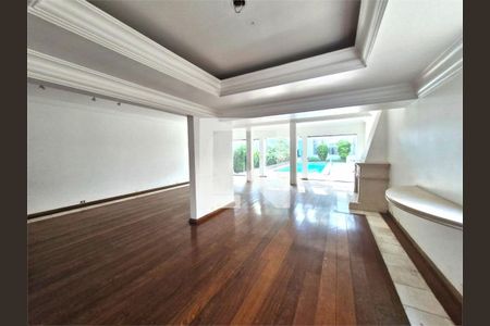 Casa à venda com 3 quartos, 440m² em Jardim dos Estados, São Paulo