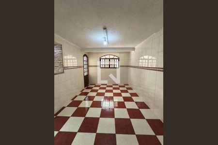 Casa à venda com 4 quartos, 300m² em Bussocaba, Osasco