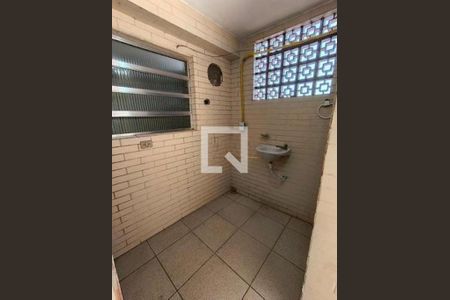 Casa à venda com 4 quartos, 300m² em Bussocaba, Osasco