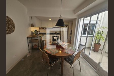 Casa à venda com 3 quartos, 116m² em Chácara Monte Alegre, São Paulo