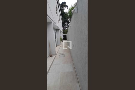 Área Externa  de casa de condomínio para alugar com 2 quartos, 50m² em Tanque, Rio de Janeiro