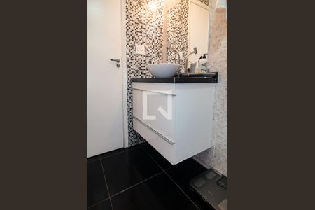 Banheiro de apartamento à venda com 1 quarto, 55m² em Bela Vista, São Paulo