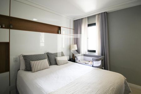 Suíte  de apartamento à venda com 3 quartos, 90m² em Vila Olímpia, São Paulo