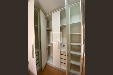 Quarto 1 de apartamento para alugar com 2 quartos, 72m² em Vila São José, Taubaté