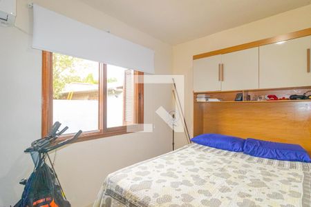 Quarto 1 de casa de condomínio à venda com 2 quartos, 42m² em Harmonia, Canoas