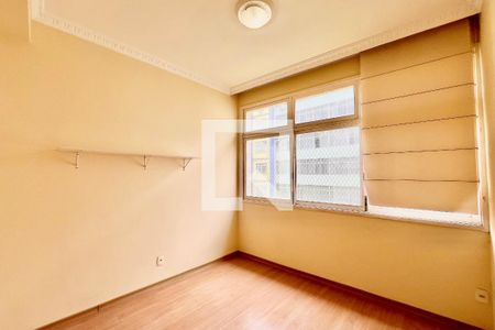 QUARTO 1 de apartamento à venda com 3 quartos, 120m² em Copacabana, Rio de Janeiro