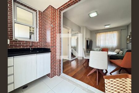 Sala de apartamento à venda com 3 quartos, 98m² em Itaim Bibi, São Paulo