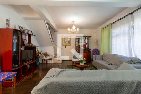 Sala de casa à venda com 5 quartos, 500m² em Vila Nhocuné, São Paulo