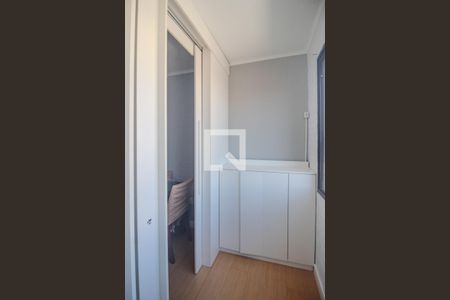 Sala de apartamento à venda com 2 quartos, 66m² em Menino Deus, Porto Alegre