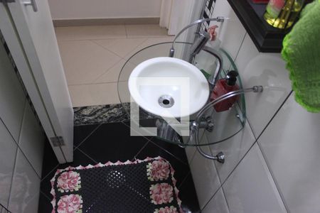 Lavabo de casa à venda com 3 quartos, 190m² em Jardim Cocaia, Guarulhos
