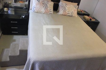 Suíte de casa à venda com 3 quartos, 190m² em Jardim Cocaia, Guarulhos