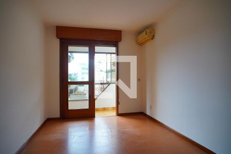 Quarto 1 de apartamento para alugar com 2 quartos, 88m² em Floresta, Porto Alegre