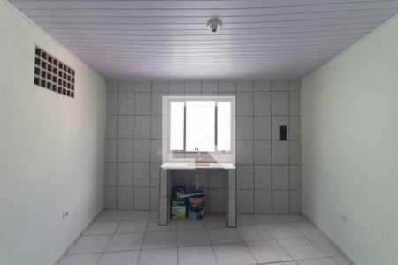 Sala/Cozinha de casa para alugar com 2 quartos, 60m² em Itaquera, São Paulo