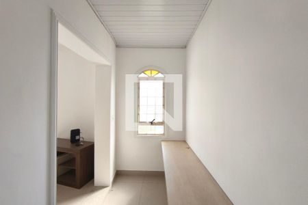 Corredor  de casa à venda com 2 quartos, 153m² em Jardim Tupi, Campinas