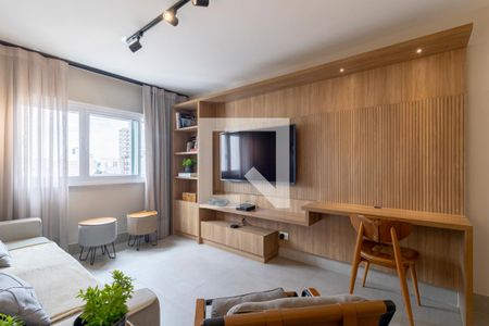 Sala de apartamento à venda com 2 quartos, 70m² em Moema, São Paulo