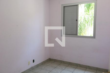 Quarto 1 de apartamento para alugar com 2 quartos, 53m² em Jardim Santa Teresinha, São Paulo
