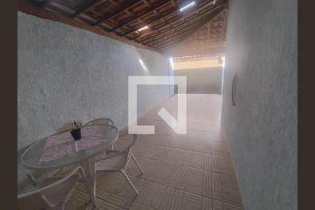 Foto 04 de casa à venda com 3 quartos, 80m² em Lúcio de Abreu, Contagem