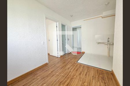 Sala/Cozinha de apartamento para alugar com 2 quartos, 32m² em Jardim Caravelas, São Paulo