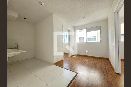 Sala/Cozinha de apartamento para alugar com 2 quartos, 32m² em Jardim Caravelas, São Paulo