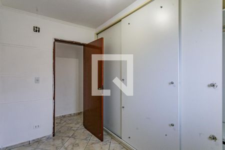 Quarto 1 de apartamento para alugar com 2 quartos, 56m² em Vila Moraes, São Paulo