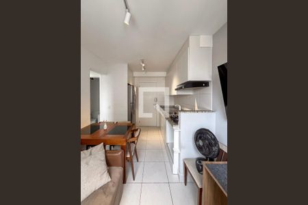 Sala/Cozinha de apartamento para alugar com 2 quartos, 32m² em Sacomã, São Paulo