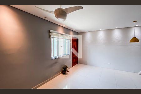 Sala de casa de condomínio à venda com 3 quartos, 130m² em Vila Ré, São Paulo